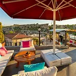 Elysion Cave Hotel 2*