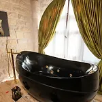 Elysion Cave Hotel 2*