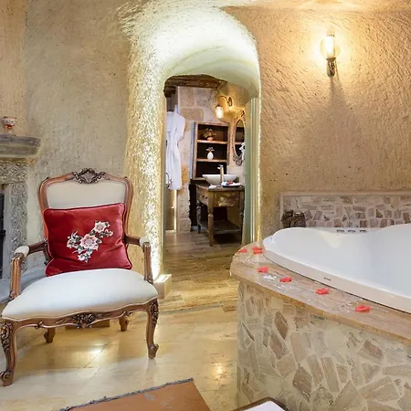 Elysion Cave Hotel 2*