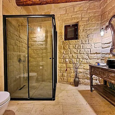 Elysion Cave מלון