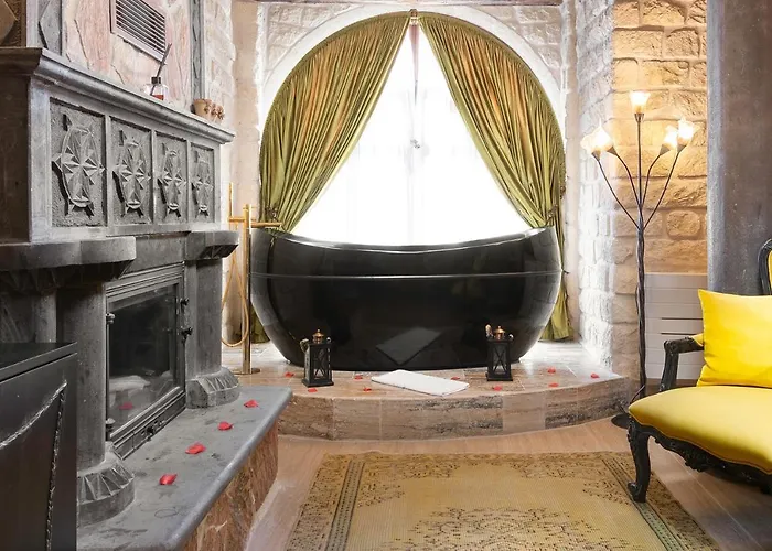 Elysion Cave Hotel 2*