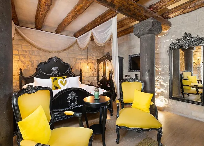 Elysion Cave Hotel 2*