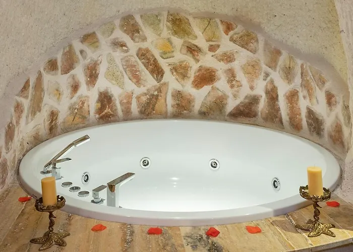 Elysion Cave Hotel 2*