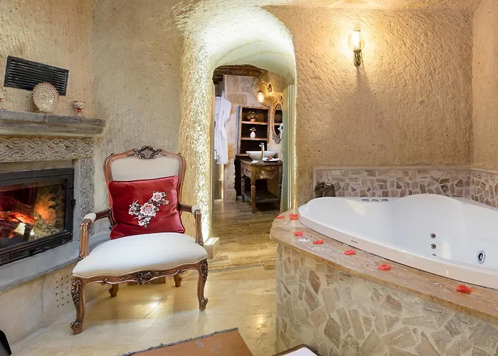 Elysion Cave Hotel 2*